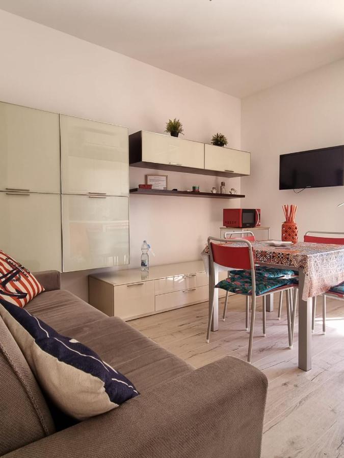 Sea View Apartment With Swimming Pool Лидо-ди-Езоло Экстерьер фото